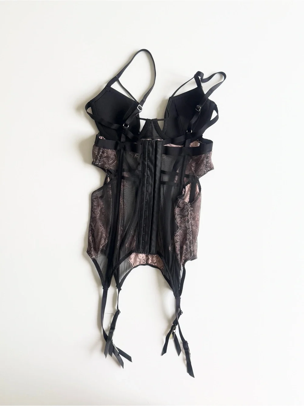 Vintage Victoria’s Secret 34C Fearless lined cutout detail corset with garters